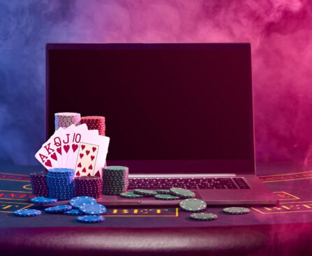 Poker Tournaments: How to Start and What to Expect